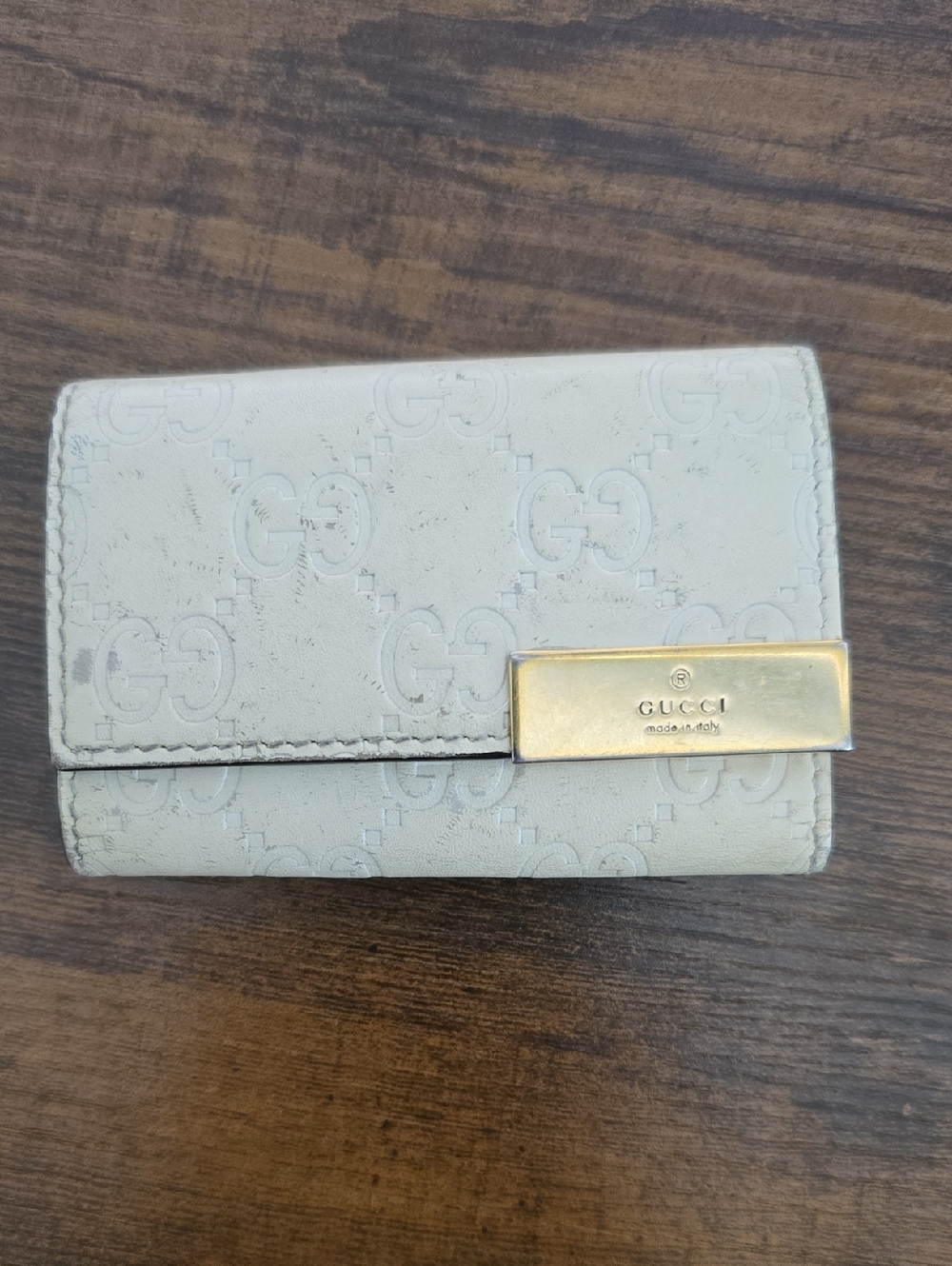 Gucci Cream Monogram Leather Key Holder